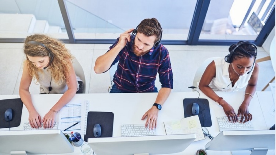 IT Service Outsourcing: 3 Types of IT Outsourcing Business Models you