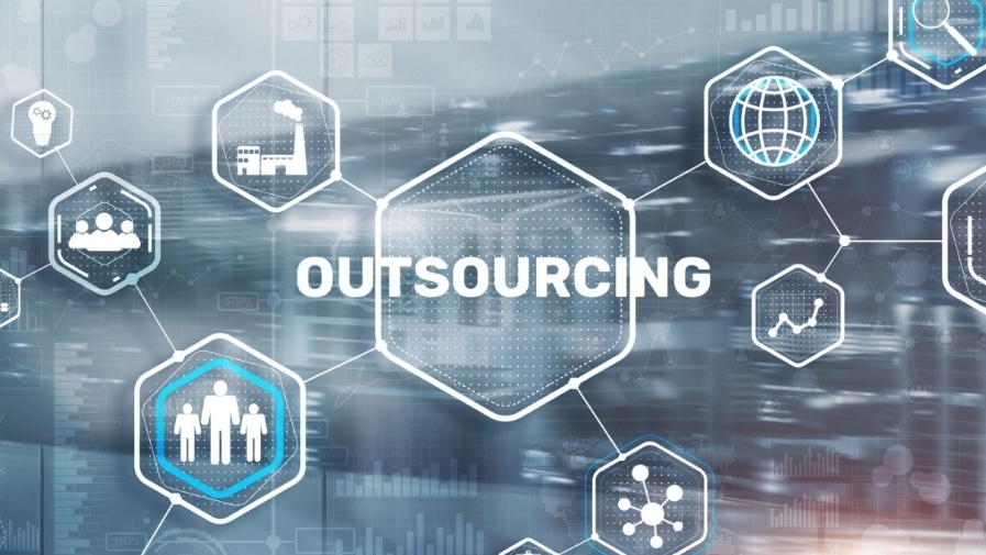In-house vs Outsourcing